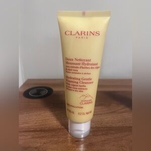 NEW W SEALED TOP- Clarins Hydrating Gentle Foaming Cleanser